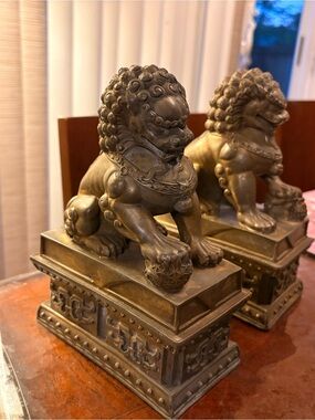 Antique-Style Brass Foo Dog Pair in Aged Bronze Finish